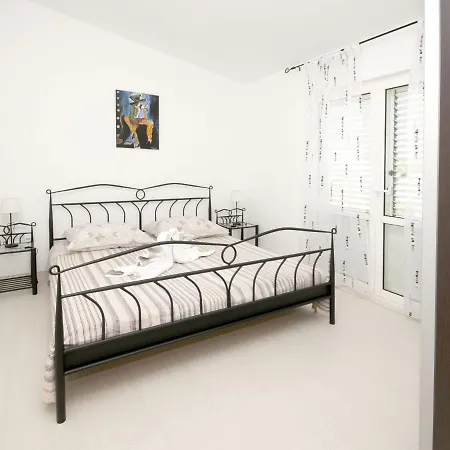 アパート In Seget Donji With Terrace