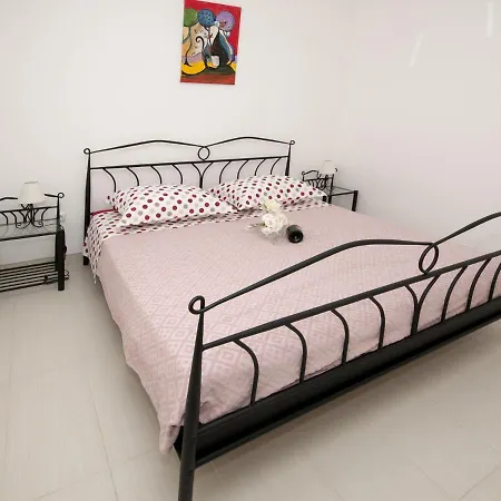 アパート In Seget Donji With Terrace