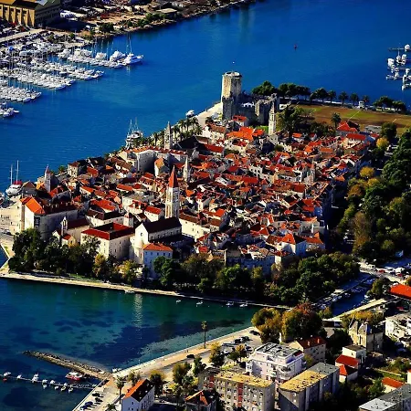 In Seget Donji With Terrace アパート *