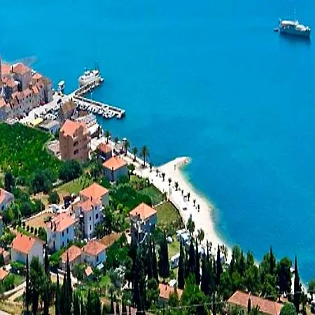 Apartment In Seget Donji With Terrace Trogir